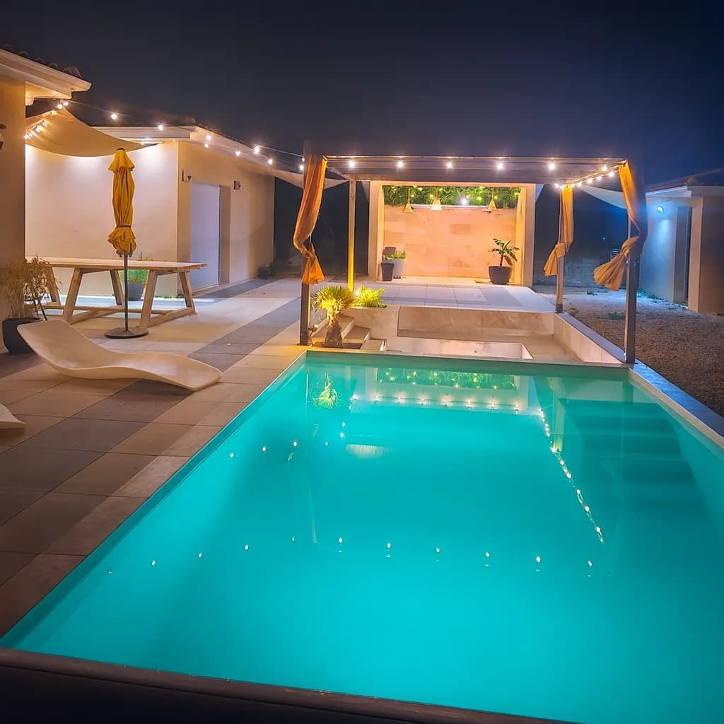 Piscines & aménagements extérieurs